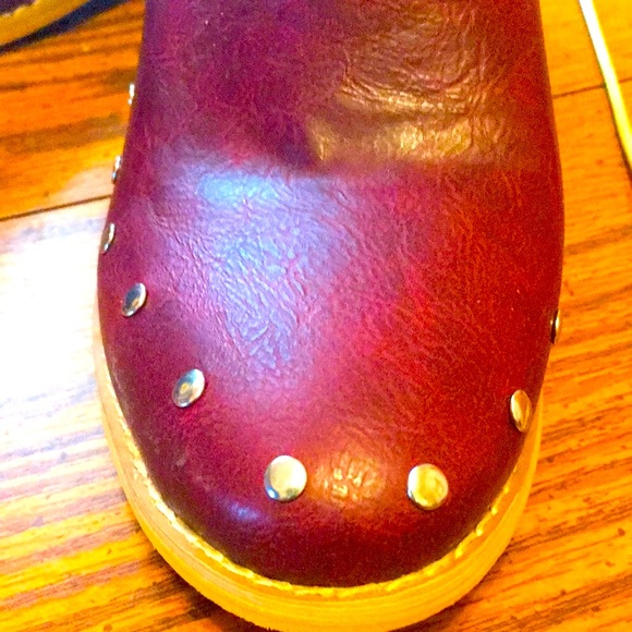 Studded leather and velvet Flowered ankle boots - Picture 6 of 6